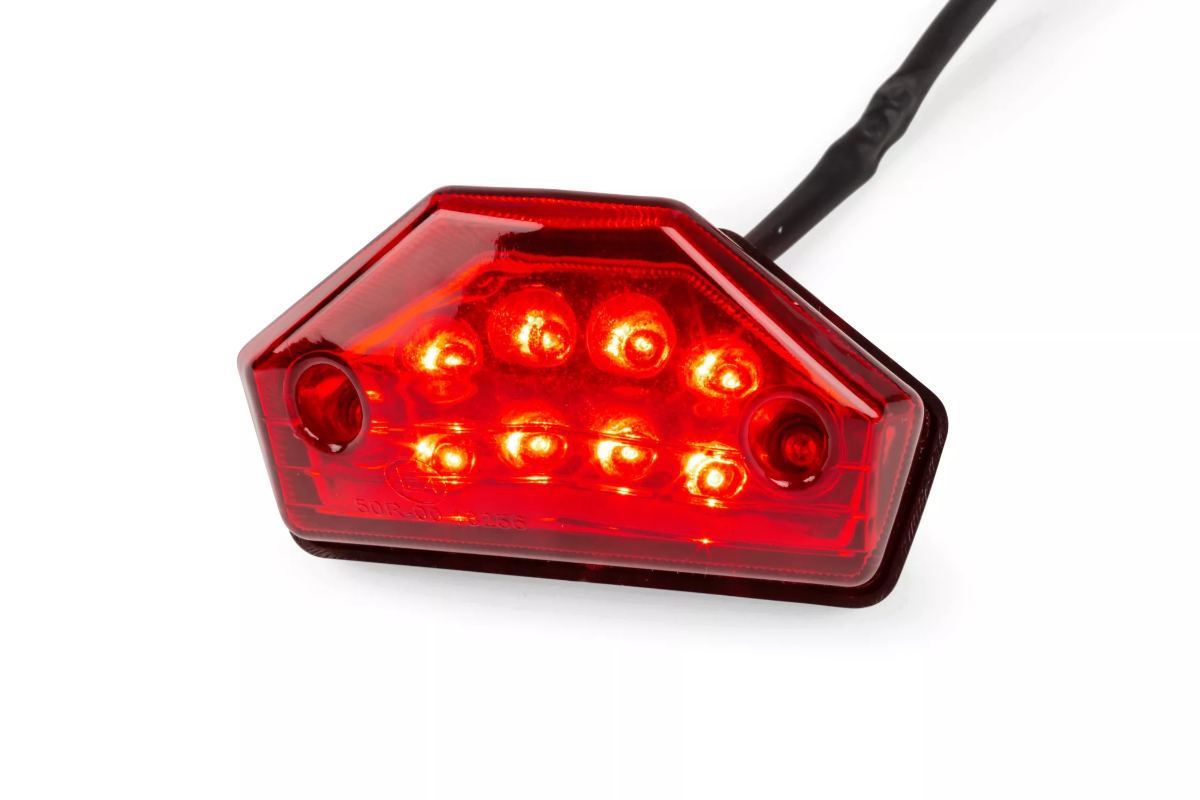 feu-arriere-a-led-rieju-mrt-rouge.jpg.e7e4f0728658201628da1c6dbaeacb44.jpg