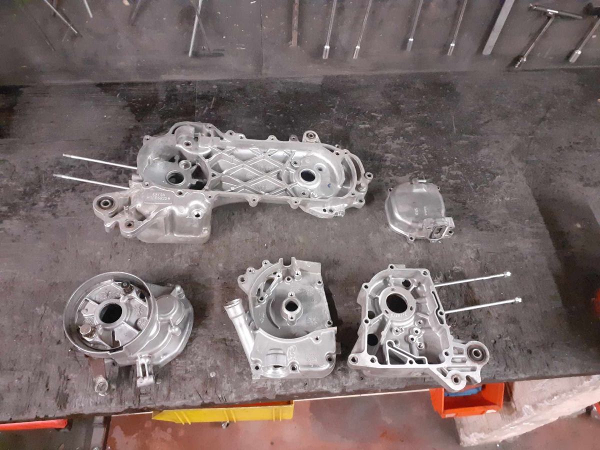 1798630673_CartersKymco.jpg.13bdf9f92ad75ce916bba04e6e6bec18.jpg